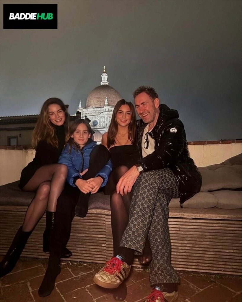 Who Is Willow Katherine White? She with her family 