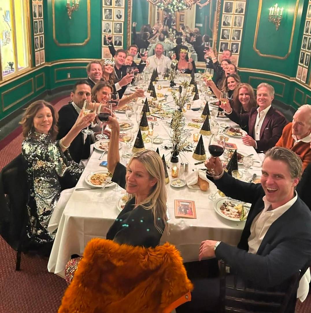 Catherine Mooty enjoying party with her family 